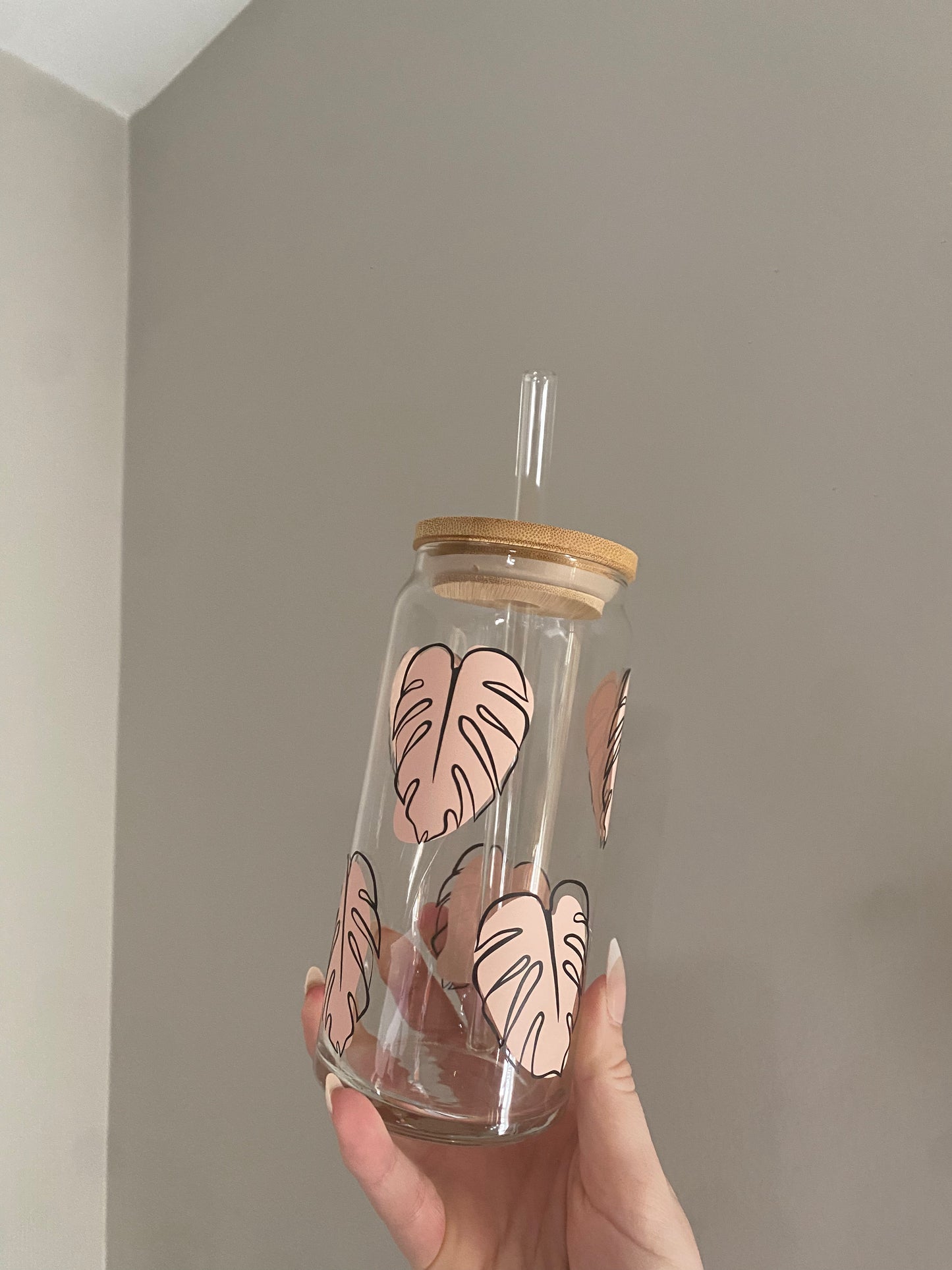 Pink Monstera Leaf 20 oz Glass Can